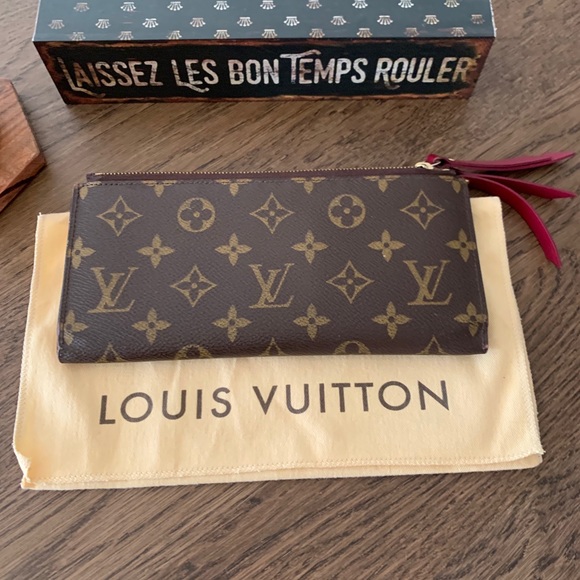 Louis Vuitton Handbags - Louis Vuitton Wallet